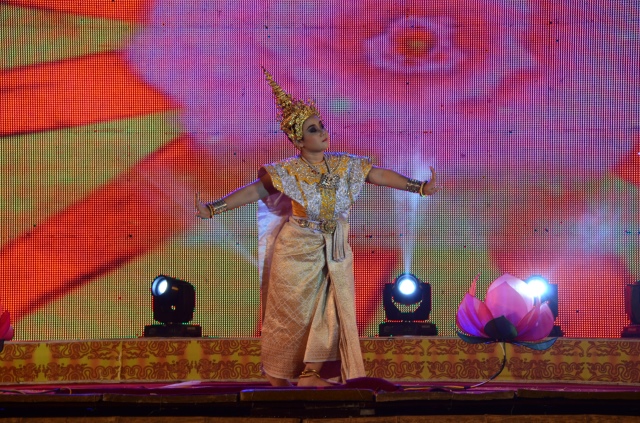 Vesak 2014: Hoành tràng đêm văn nghệ “Vesak bừng sáng” chào mừng Phật đản LHQ