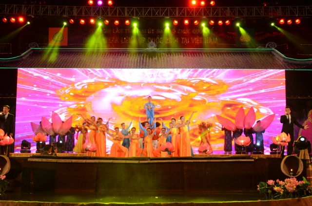 Vesak 2014: Hoành tràng đêm văn nghệ “Vesak bừng sáng” chào mừng Phật đản LHQ