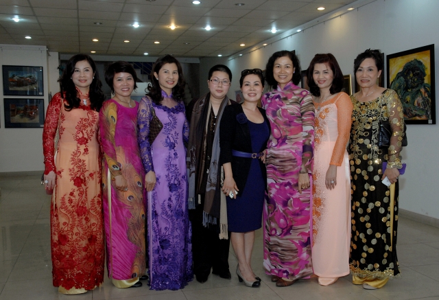 TP. HCM: Khai mạc triển lãm mỹ thuật Phật giáo chào mừng đại lễ Phật đản LHQ 2014