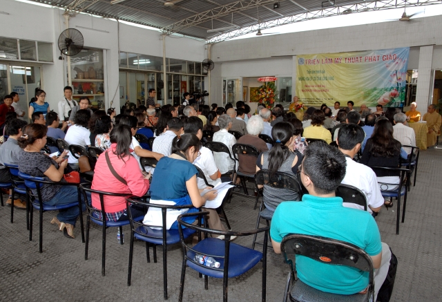 TP. HCM: Khai mạc triển lãm mỹ thuật Phật giáo chào mừng đại lễ Phật đản LHQ 2014