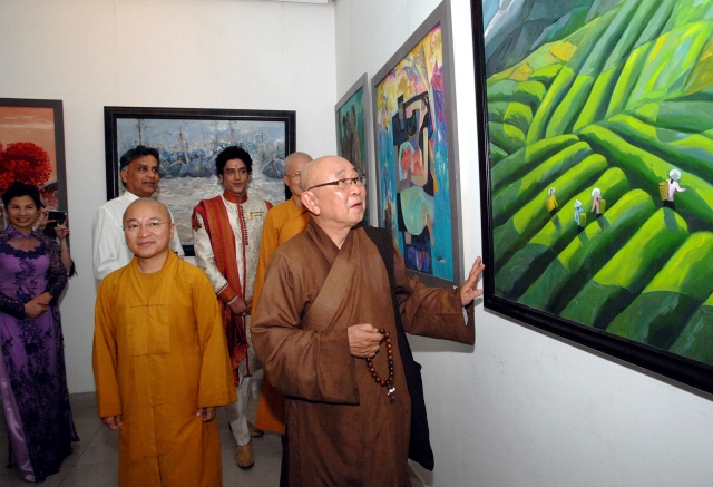 TP. HCM: Khai mạc triển lãm mỹ thuật Phật giáo chào mừng đại lễ Phật đản LHQ 2014