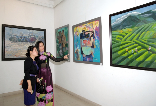 TP. HCM: Khai mạc triển lãm mỹ thuật Phật giáo chào mừng đại lễ Phật đản LHQ 2014