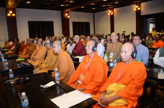 Vesak: Chùm ảnh đại biểu về tham dự các phiên Hội thảo Phật giáo tại Vesak 2014