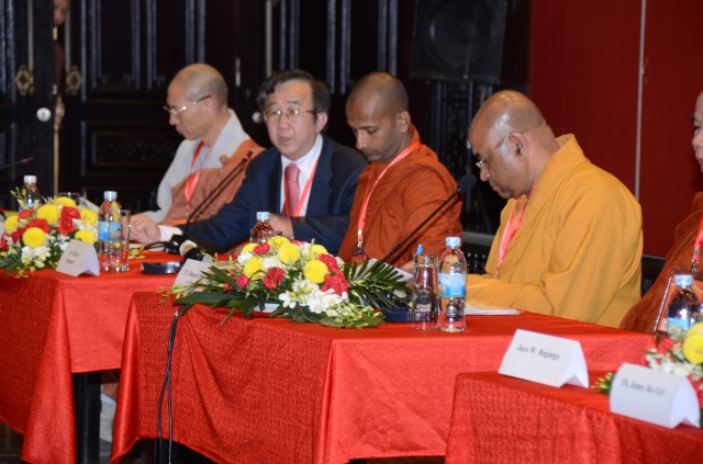 Vesak: Chùm ảnh đại biểu về tham dự các phiên Hội thảo Phật giáo tại Vesak 2014