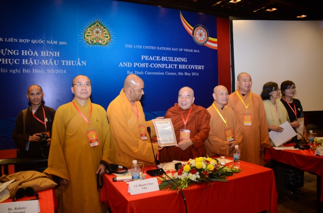 Vesak: Chùm ảnh đại biểu về tham dự các phiên Hội thảo Phật giáo tại Vesak 2014