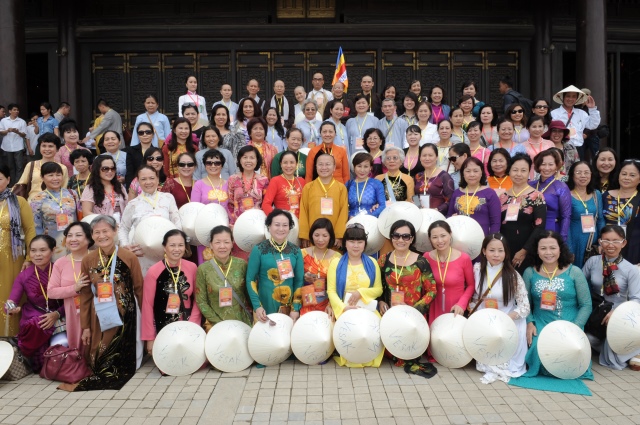 Vesak 2014: Tưng bừng triển lãm mỹ thuật Phật giáo đương đại