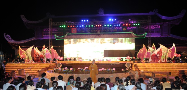 Vesak 2014: Hoành tràng đêm văn nghệ “Vesak bừng sáng” chào mừng Phật đản LHQ