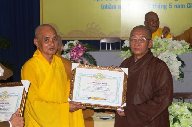 Đồng Tháp: Bế Mạc Khóa Bồi Dưỡng Hành Chánh Trụ Trì Cơ Sở