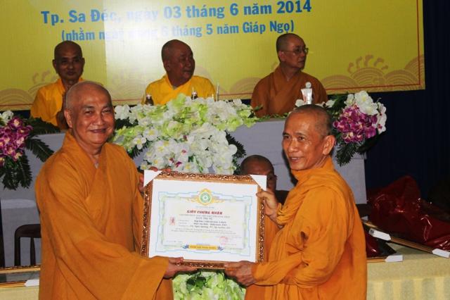 Đồng Tháp: Bế Mạc Khóa Bồi Dưỡng Hành Chánh Trụ Trì Cơ Sở