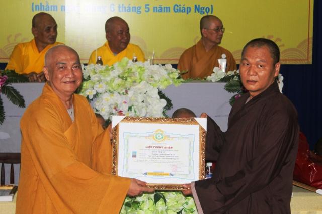 Đồng Tháp: Bế Mạc Khóa Bồi Dưỡng Hành Chánh Trụ Trì Cơ Sở