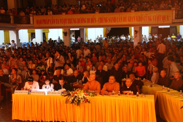 TP. HCM: Đêm thứ hai vòng bán kết hội thi văn nghệ Phật giáo chào mừng Đại lễ Vesak LHQ 2014