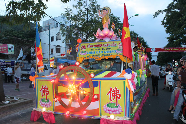 Vũng Tàu: Hoành tráng với các hoạt động mừng Đại lễ Phật Đản 2014