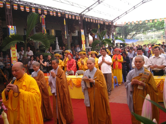 Đại lễ Phật đản Pl 2558 tại chùa Tăng Phúc - Hà Nội