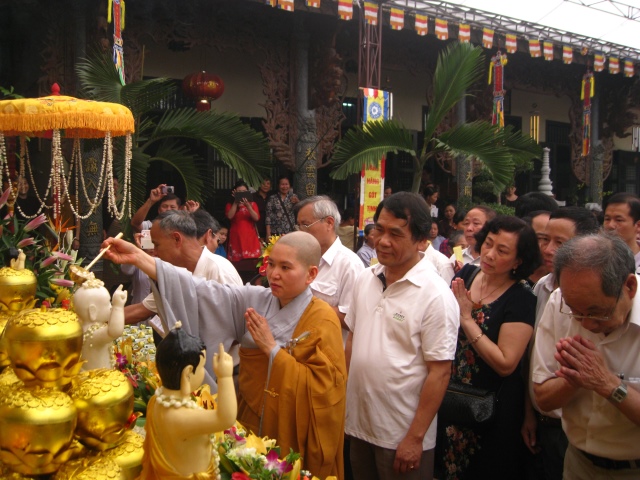 Đại lễ Phật đản Pl 2558 tại chùa Tăng Phúc - Hà Nội