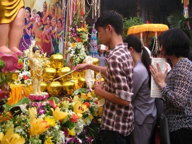 Đại lễ Phật đản Pl 2558 tại chùa Tăng Phúc - Hà Nội