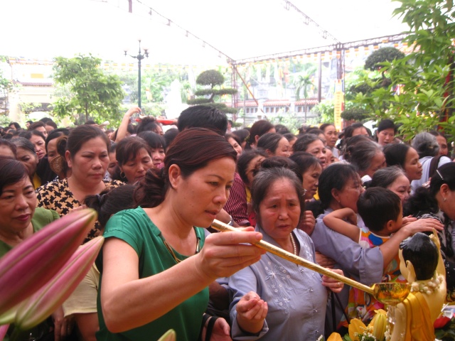 Đại lễ Phật đản Pl 2558 tại chùa Tăng Phúc - Hà Nội