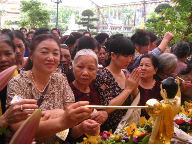 Đại lễ Phật đản Pl 2558 tại chùa Tăng Phúc - Hà Nội