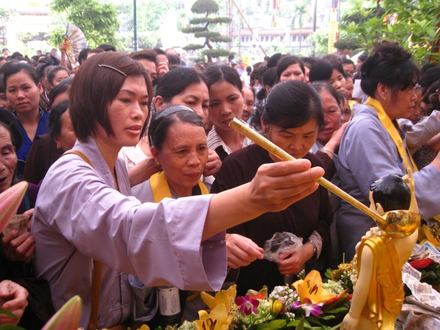 Đại lễ Phật đản Pl 2558 tại chùa Tăng Phúc - Hà Nội