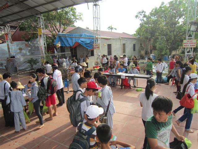 Chùm Ảnh Tổng Hợp Khóa Tu Nụ Thương Sen Hồng Chùa Từ Xuyên