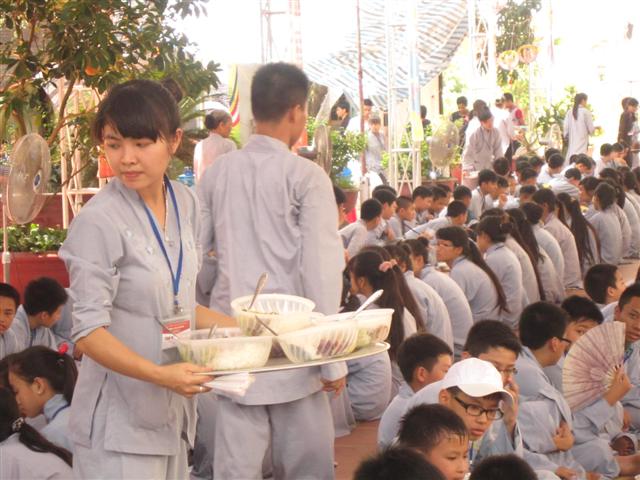 Chùm Ảnh Tổng Hợp Khóa Tu Nụ Thương Sen Hồng Chùa Từ Xuyên