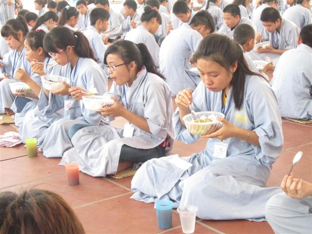 Chùm Ảnh Tổng Hợp Khóa Tu Nụ Thương Sen Hồng Chùa Từ Xuyên