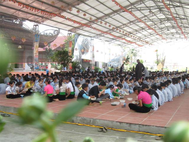Chùm Ảnh Tổng Hợp Khóa Tu Nụ Thương Sen Hồng Chùa Từ Xuyên