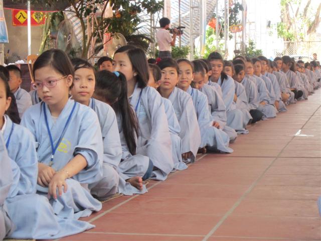 Chùm Ảnh Tổng Hợp Khóa Tu Nụ Thương Sen Hồng Chùa Từ Xuyên
