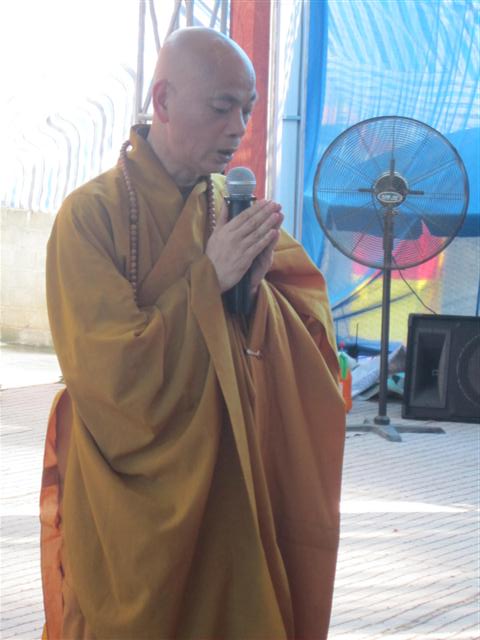 Chùm Ảnh Tổng Hợp Khóa Tu Nụ Thương Sen Hồng Chùa Từ Xuyên