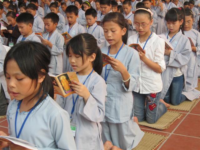 Chùm Ảnh Tổng Hợp Khóa Tu Nụ Thương Sen Hồng Chùa Từ Xuyên