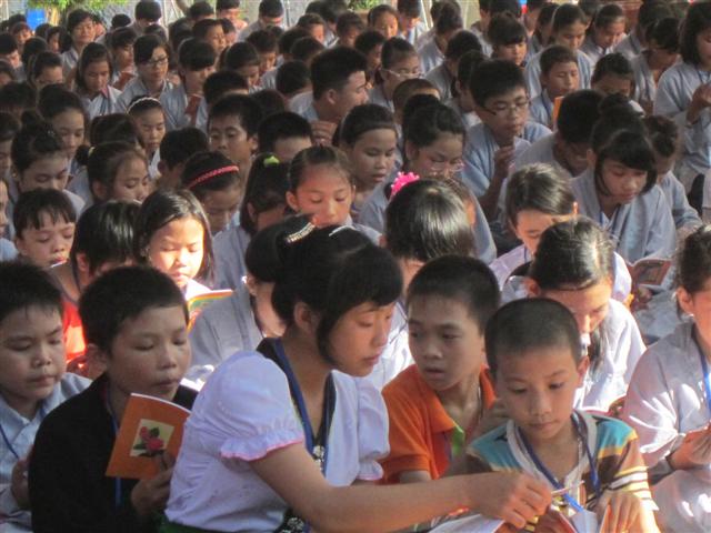 Chùm Ảnh Tổng Hợp Khóa Tu Nụ Thương Sen Hồng Chùa Từ Xuyên