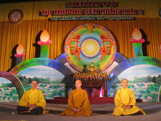 Chùm Ảnh Tổng Hợp Khóa Tu Nụ Thương Sen Hồng Chùa Từ Xuyên