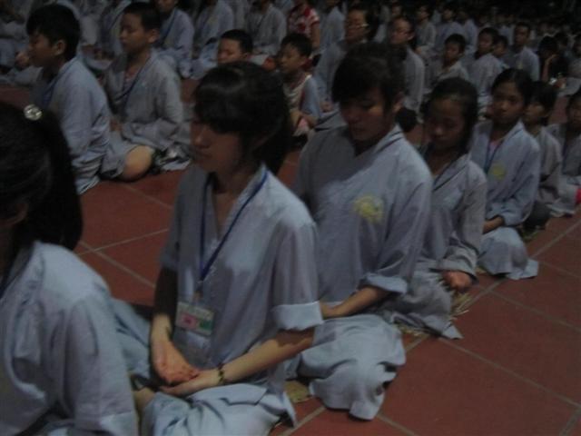 Chùm Ảnh Tổng Hợp Khóa Tu Nụ Thương Sen Hồng Chùa Từ Xuyên
