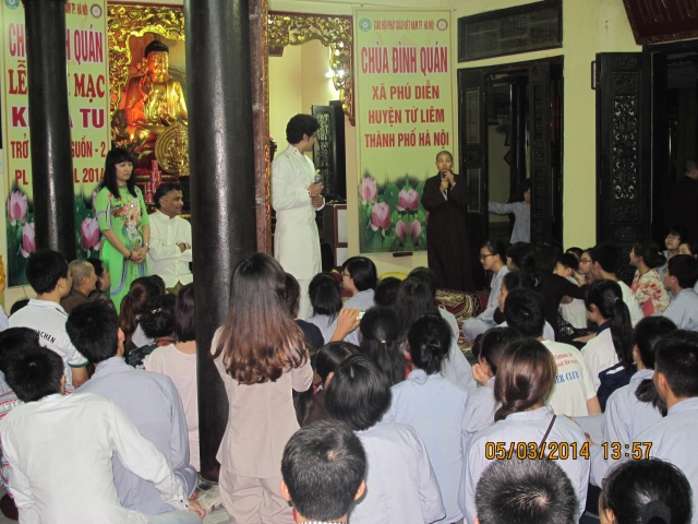 Hà Nội: Hơn 1000 người xem phim Cuộc Đời Đức Phật tại chùa Đình Quán