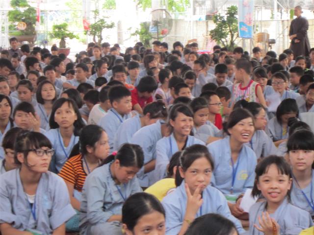 Chùm Ảnh Tổng Hợp Khóa Tu Nụ Thương Sen Hồng Chùa Từ Xuyên