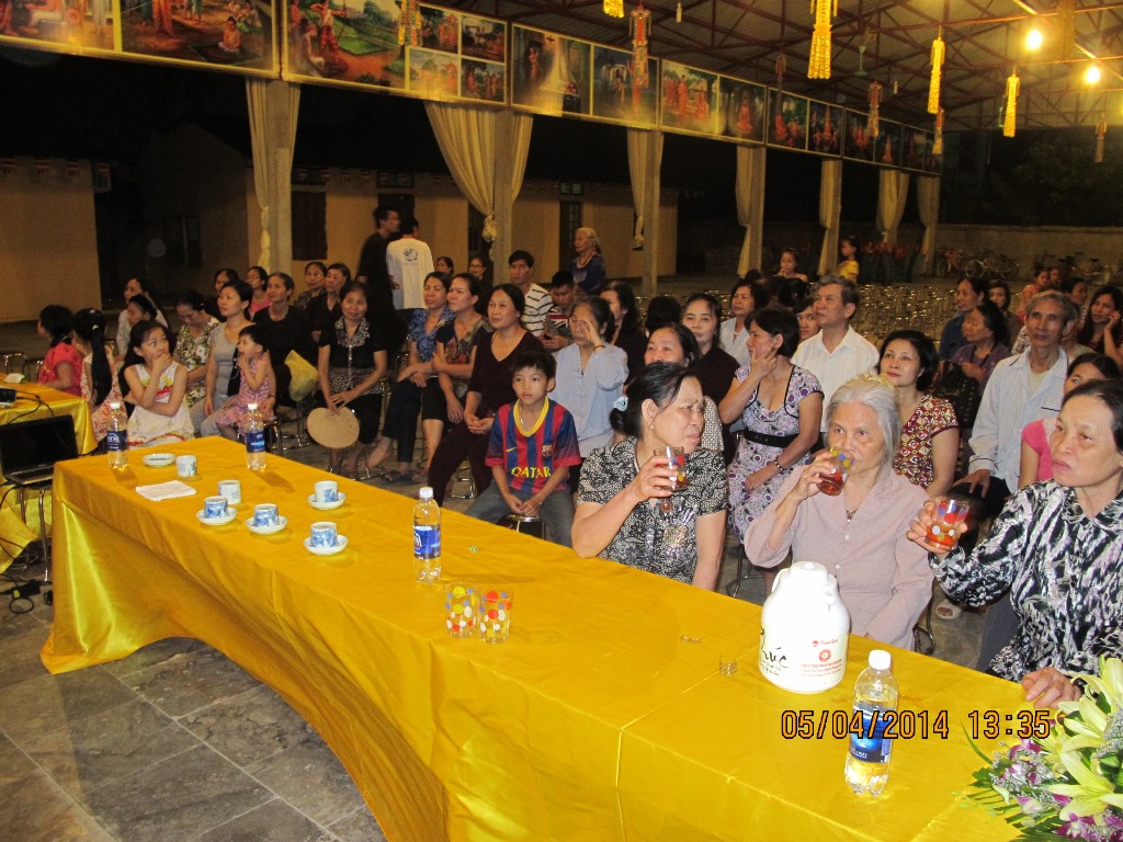 Thanh Hóa: Hơn 200 người xem phim Cuộc Đời Đức Phật tại chùa Đại Bi