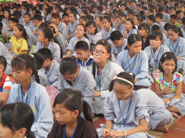 Chùm Ảnh Tổng Hợp Khóa Tu Nụ Thương Sen Hồng Chùa Từ Xuyên