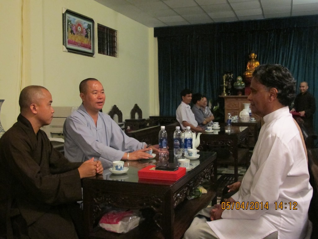 Thanh Hóa: Hơn 200 người xem phim Cuộc Đời Đức Phật tại chùa Đại Bi