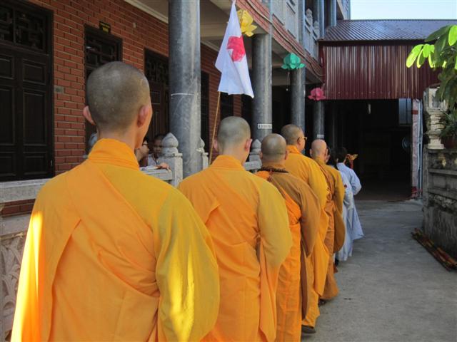 Chùm Ảnh Tổng Hợp Khóa Tu Nụ Thương Sen Hồng Chùa Từ Xuyên