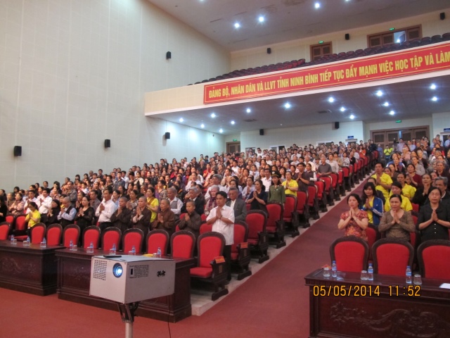 Ninh Bình: Hơn 2000 người xem phim Cuộc Đời Đức Phật tại Trung Tâm Hội Nghị Ninh Bình