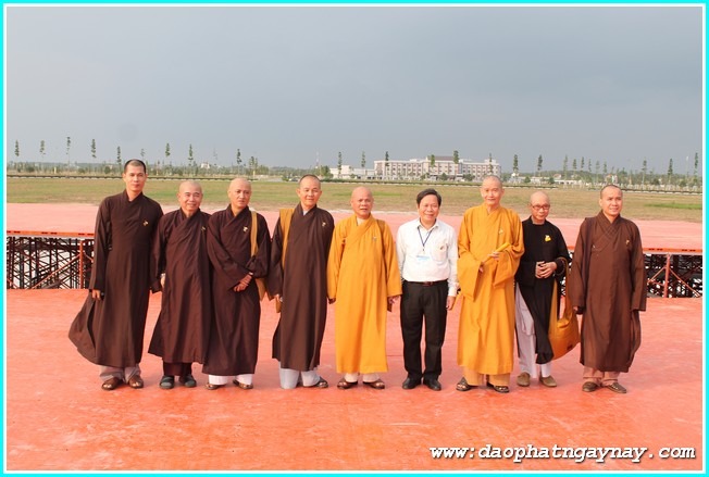 Bình Dương: Gấp rút chuẩn bị cho Đại lễ Phật đản 2014 - Phần 1