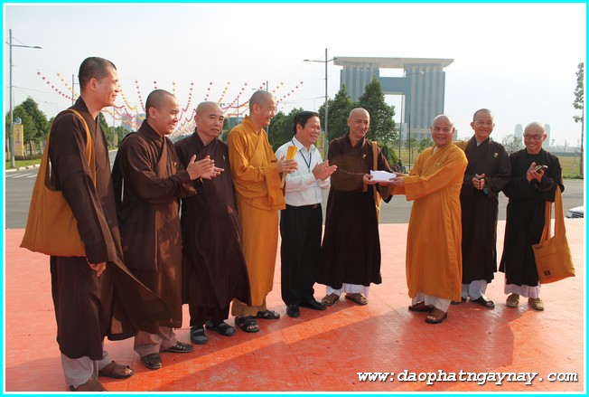 Bình Dương: Gấp rút chuẩn bị cho Đại lễ Phật đản 2014 - Phần 1