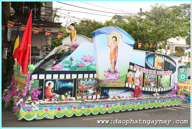 Chùm ảnh: Bình Dương chính thức khai mạc đại lễ Phật đản 2558