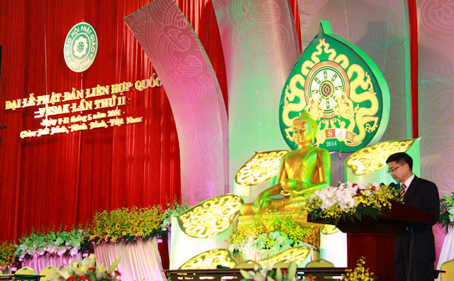 Vesak 2014: Sứ giả hòa bình qua thông điệp Vesak 2014