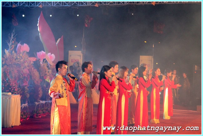 Chùm ảnh: Bình Dương chính thức khai mạc đại lễ Phật đản 2558