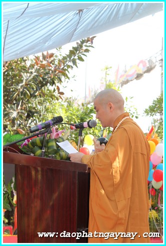 Hà Nội: GHPGVN Huyện Đan Phượng chào mừng Đại Lễ Phật Đản 2558