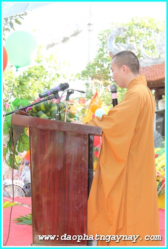 Hà Nội: GHPGVN Huyện Đan Phượng chào mừng Đại Lễ Phật Đản 2558