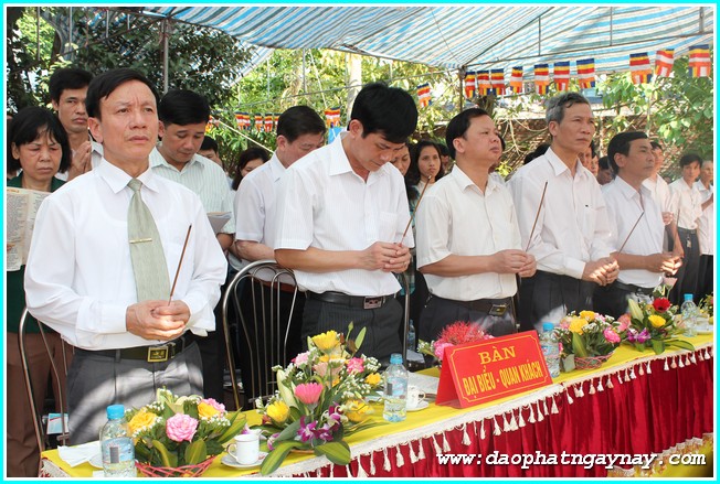 Hà Nội: GHPGVN Huyện Đan Phượng chào mừng Đại Lễ Phật Đản 2558