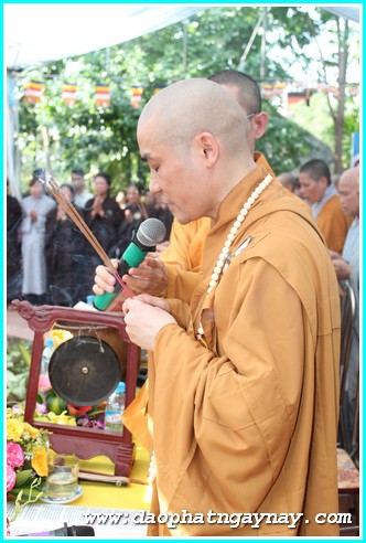 Hà Nội: GHPGVN Huyện Đan Phượng chào mừng Đại Lễ Phật Đản 2558