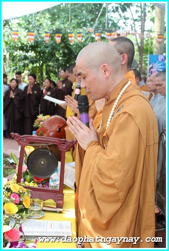 Hà Nội: GHPGVN Huyện Đan Phượng chào mừng Đại Lễ Phật Đản 2558