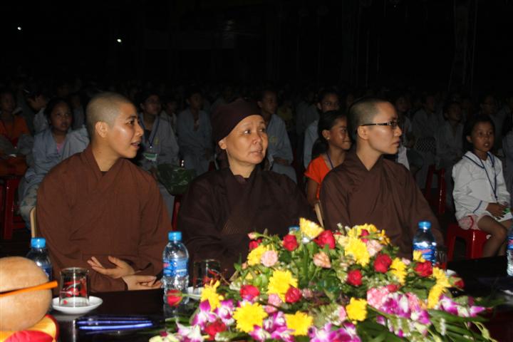 Chùm Ảnh Tổng Hợp Khóa Tu Nụ Thương Sen Hồng Chùa Từ Xuyên